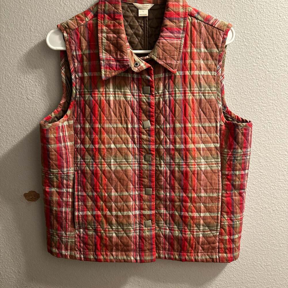 Christopher & Banks Red Multi Plaid Quilted Snap Front Vest Large